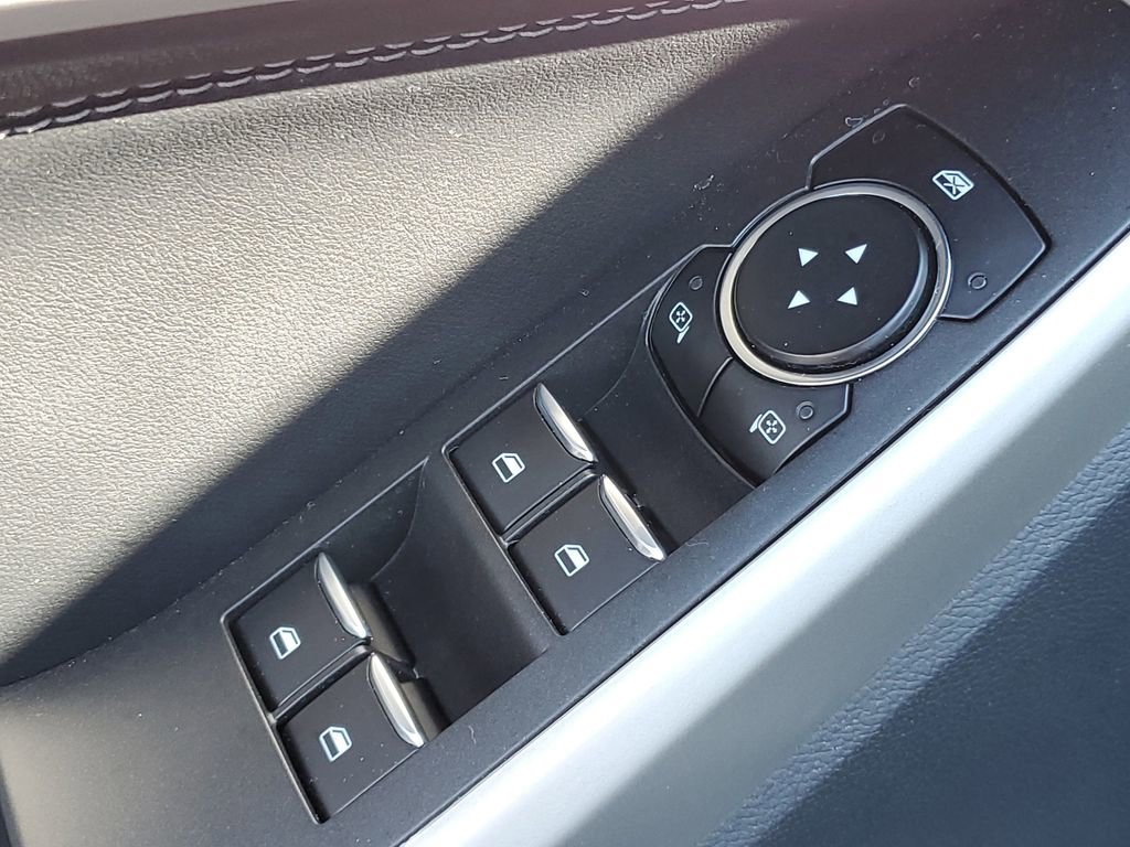 Certified 2022 Ford Explorer XLT w/ Equipment Group 202A image 28