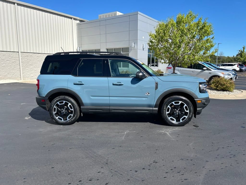 Certified 2022 Ford Bronco Sport Outer Banks w/ Tech Package AWD/4WD image 5