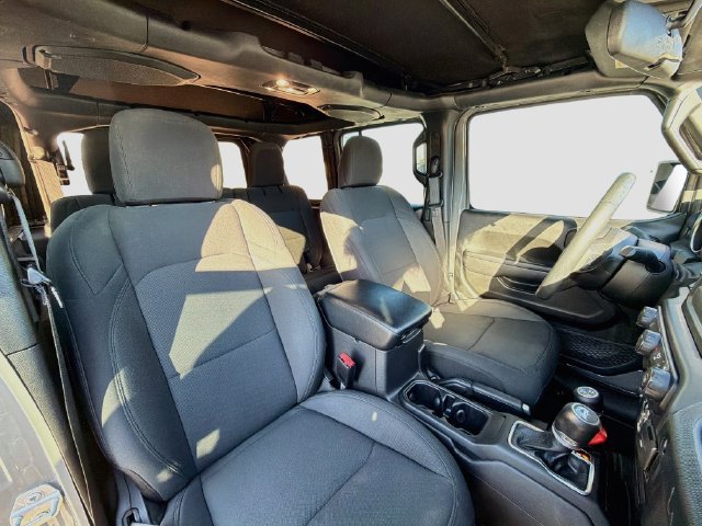 Used 2022 Jeep Wrangler Unlimited Sport AWD/4WD image 17