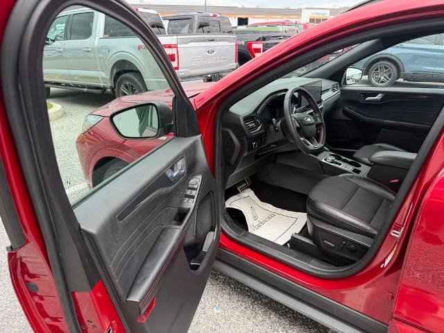 Certified 2023 Ford Escape ST-Line w/ Tech Pack #1 FWD image 10