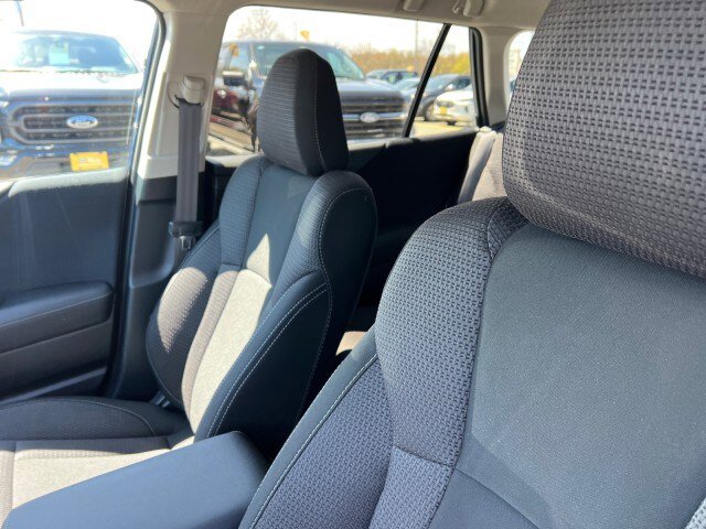 Used 2022 Subaru Outback Premium AWD/4WD image 22
