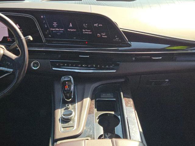 Used 2021 Cadillac Escalade Sport Platinum w/ LPO, ONYX Package image 24