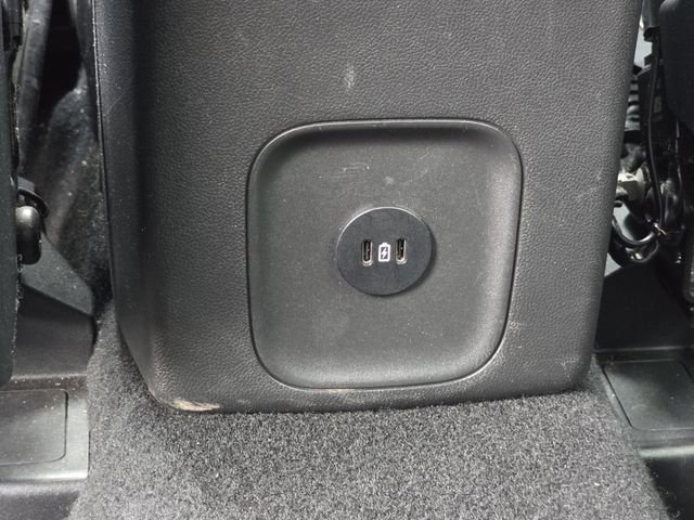 Certified 2025 Ford Escape Platinum AWD/4WD image 19