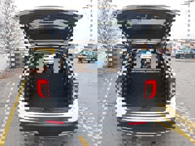 Certified 2021 Ford Explorer XLT w/ Equipment Group 202A image 28