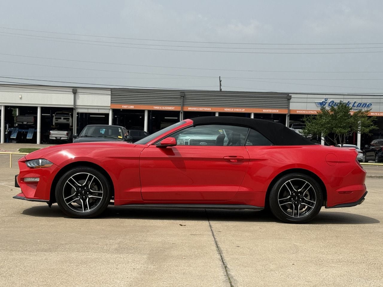 Certified 2023 Ford Mustang Premium RWD image 3