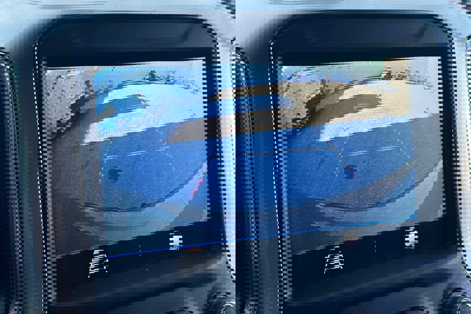 Used 2021 Chevrolet Silverado 1500 LT Trail Boss image 18