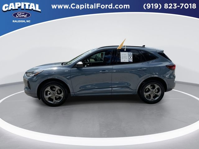 Certified 2024 Ford Escape ST-Line w/ Tech Pack #1 AWD/4WD image 5