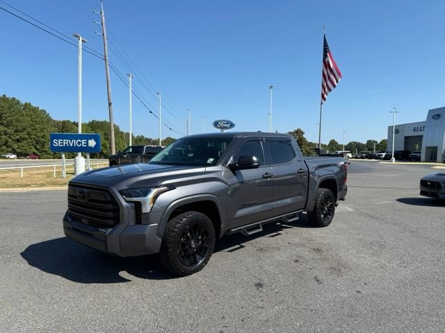 Used 2023 Toyota Tundra SR5 AWD/4WD image 3