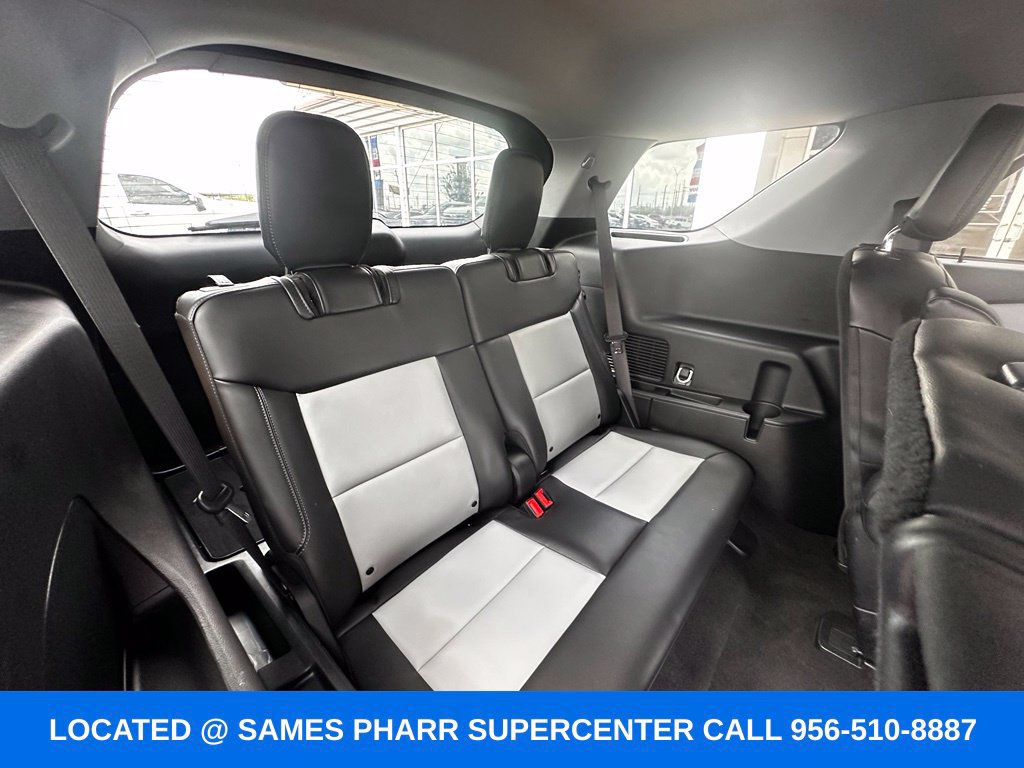 Certified 2023 Ford Explorer XLT w/ Equipment Group 202A RWD image 27