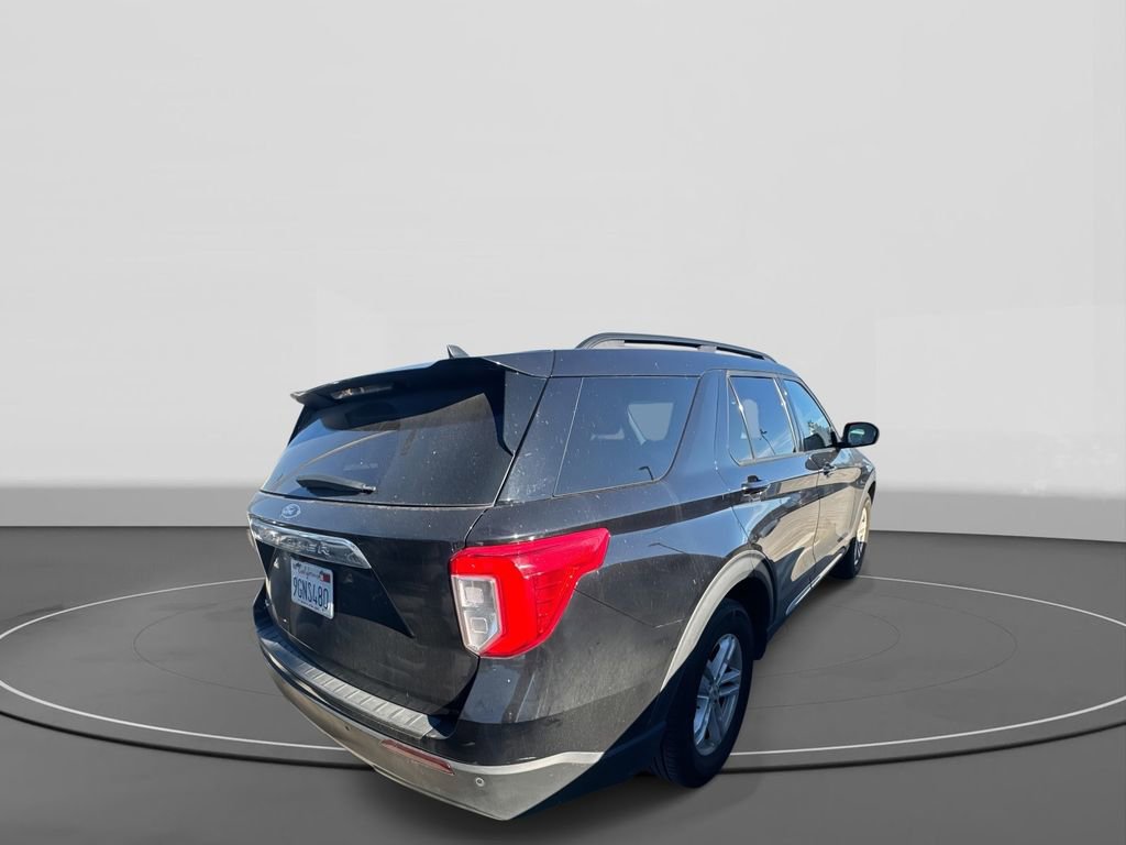 Certified 2023 Ford Explorer XLT image 5