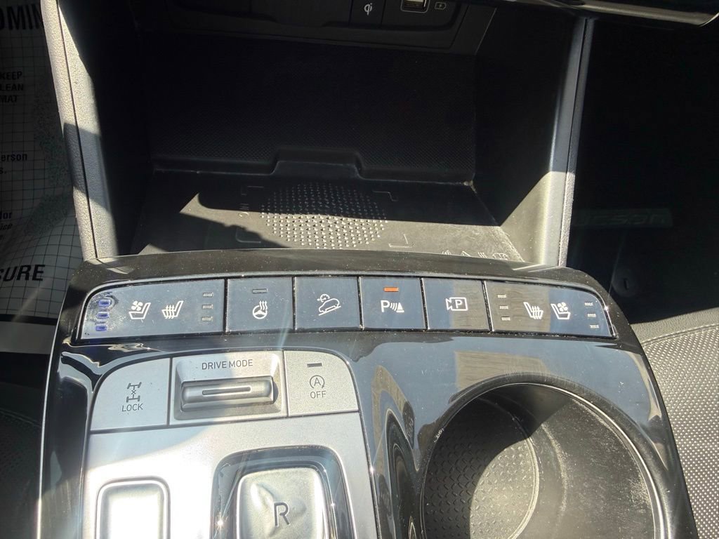 Used 2022 Hyundai Tucson Limited AWD/4WD image 25