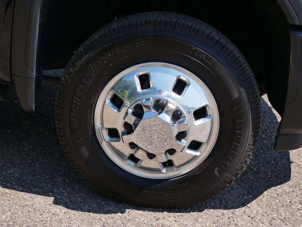 Used 2025 GMC Sierra 3500 Denali Ultimate AWD/4WD image 7