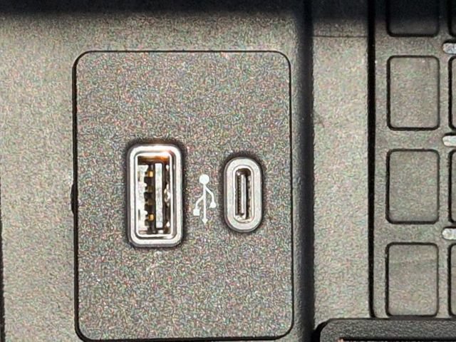 Certified 2024 Ford Expedition Max Platinum RWD image 23
