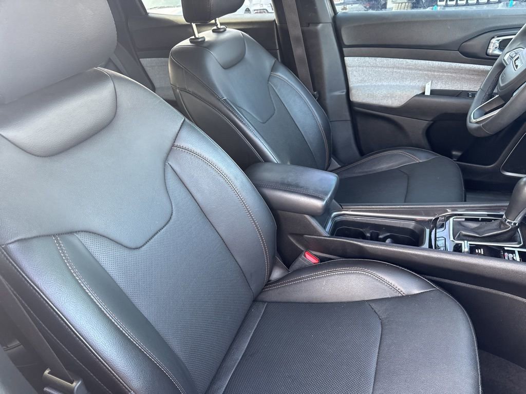 Used 2023 Jeep Compass Latitude image 42