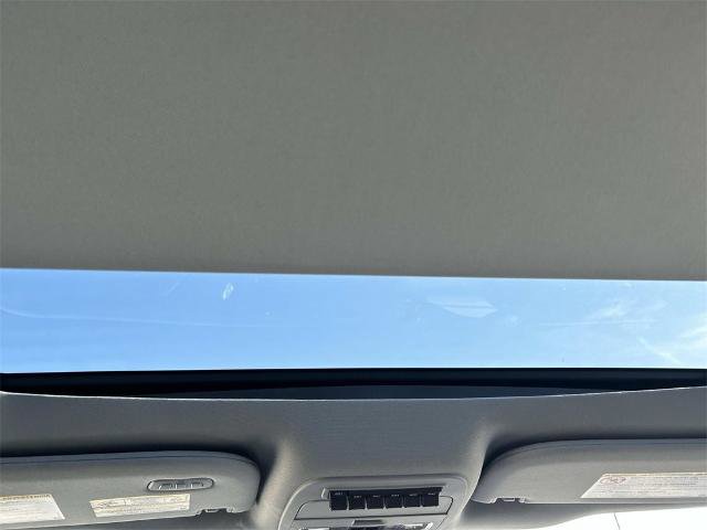 Certified 2024 Ford F350 Lariat w/ Lariat Ultimate Package image 19