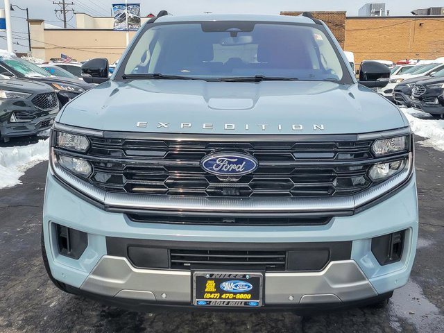 Certified 2025 Ford Expedition Max Platinum w/ Platinum Ultimate Package image 5