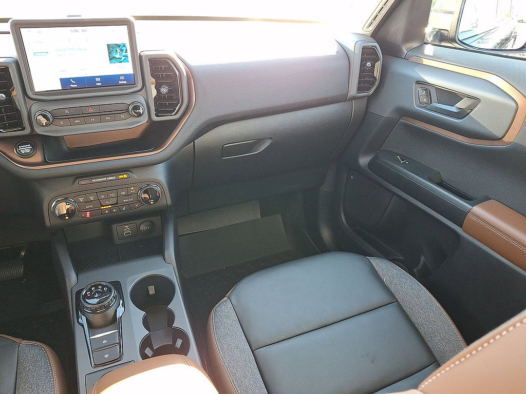 Certified 2023 Ford Bronco Sport Outer Banks AWD/4WD image 11