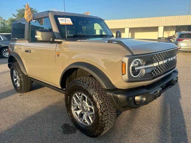 Certified 2025 Ford Bronco Badlands AWD/4WD image 2