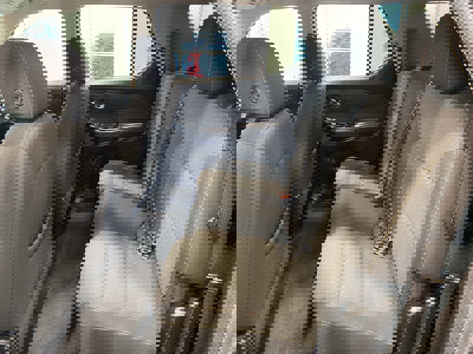 Used 2021 Chevrolet Traverse LS image 25