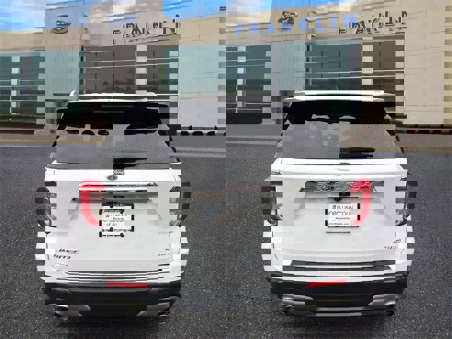 Certified 2024 Ford Explorer Limited image 4