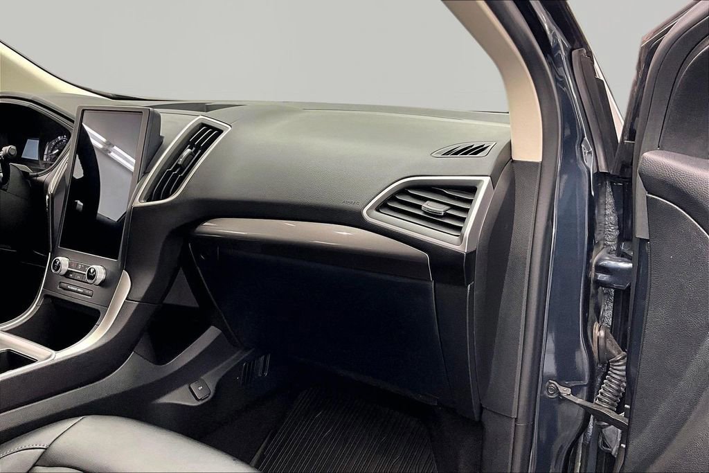 Certified 2023 Ford Edge SEL w/ Convenience Package AWD/4WD image 17
