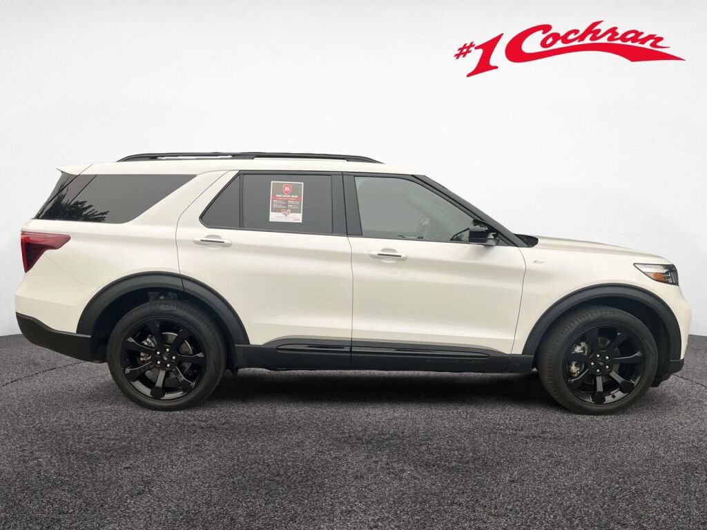 Certified 2023 Ford Explorer ST-Line w/ Class IV Trailer Tow Package AWD/4WD image 7