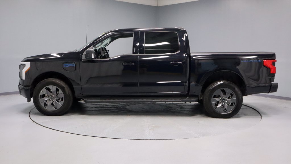 Certified 2024 Ford F150 Lightning Flash AWD/4WD image 9