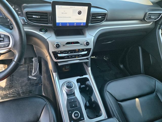 Certified 2020 Ford Explorer XLT w/ Equipment Group 202A AWD/4WD image 17