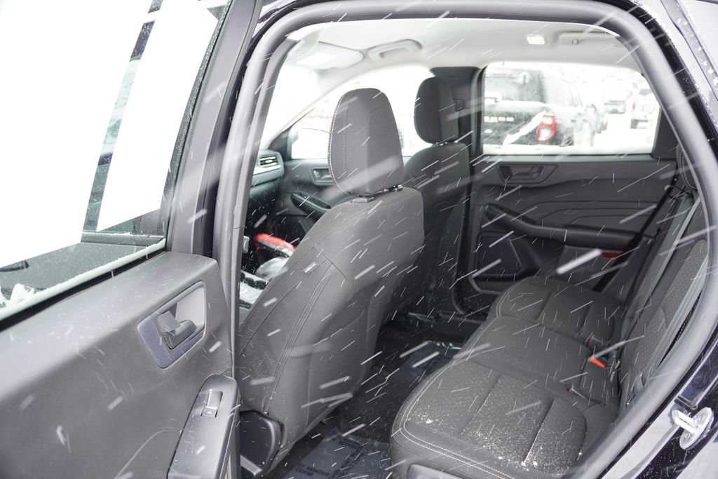Certified 2024 Ford Escape Active image 17