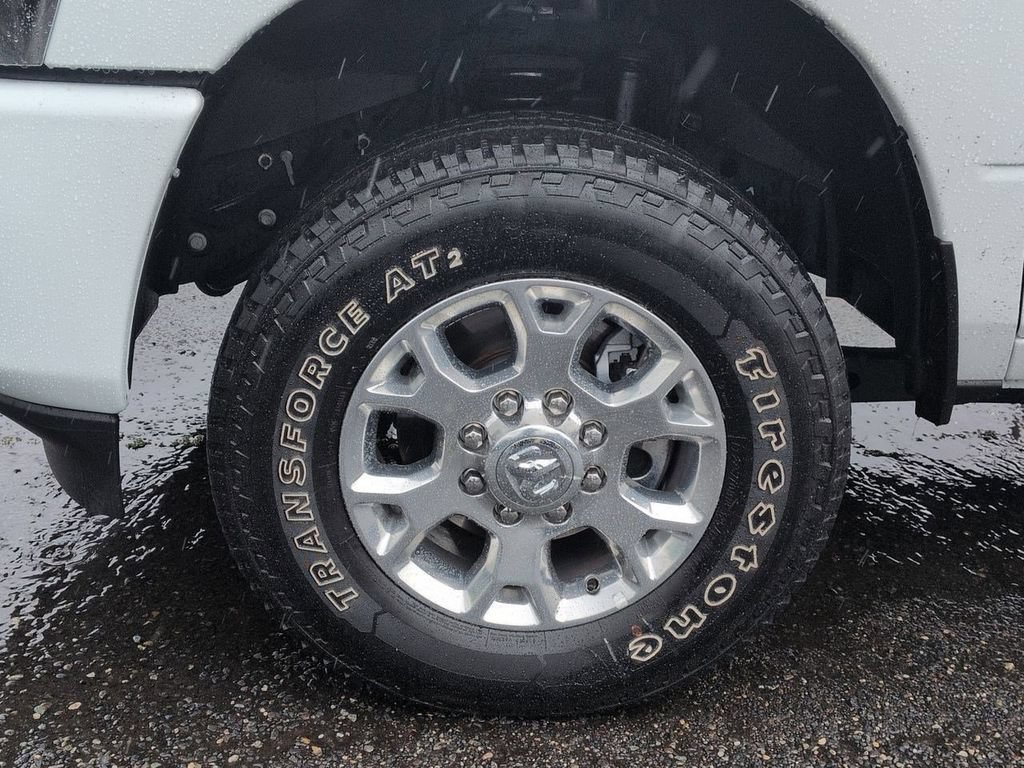 Used 2024 RAM 2500 Laramie w/ Safety Group AWD/4WD image 31