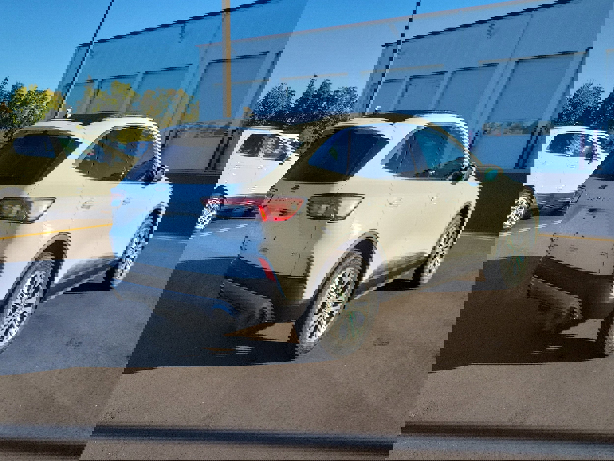 Certified 2022 Ford Escape SEL image 3