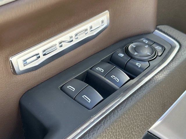 Used 2024 GMC Sierra 1500 Denali AWD/4WD image 33