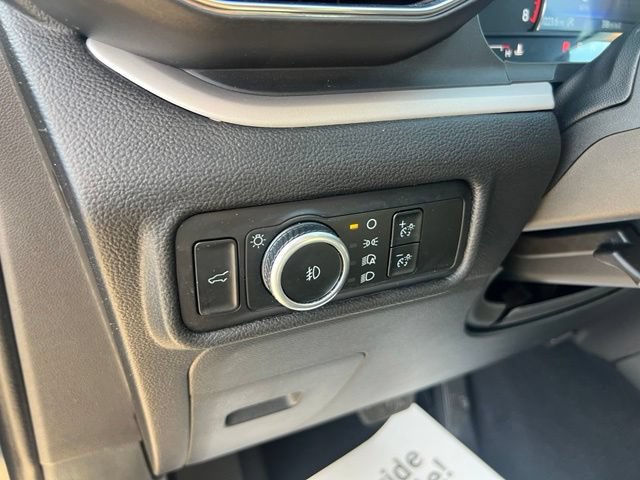 Certified 2023 Ford Explorer XLT w/ Equipment Group 202A AWD/4WD image 6