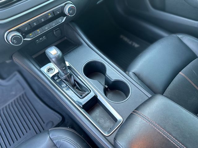 Used 2020 Nissan Altima 2.5 SR w/ Premium Package image 21