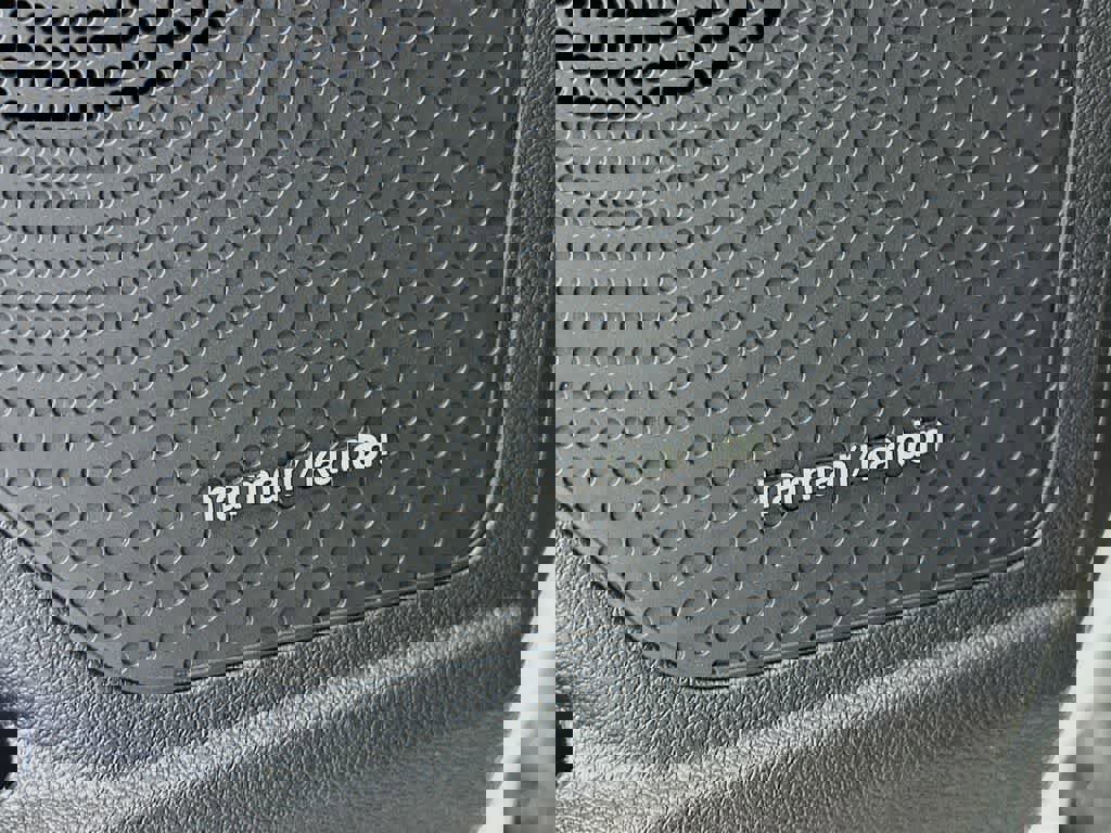 Used 2022 Kia Niro EX Premium image 32