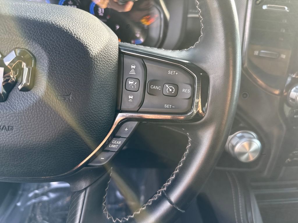 Used 2024 RAM 1500 Limited image 16