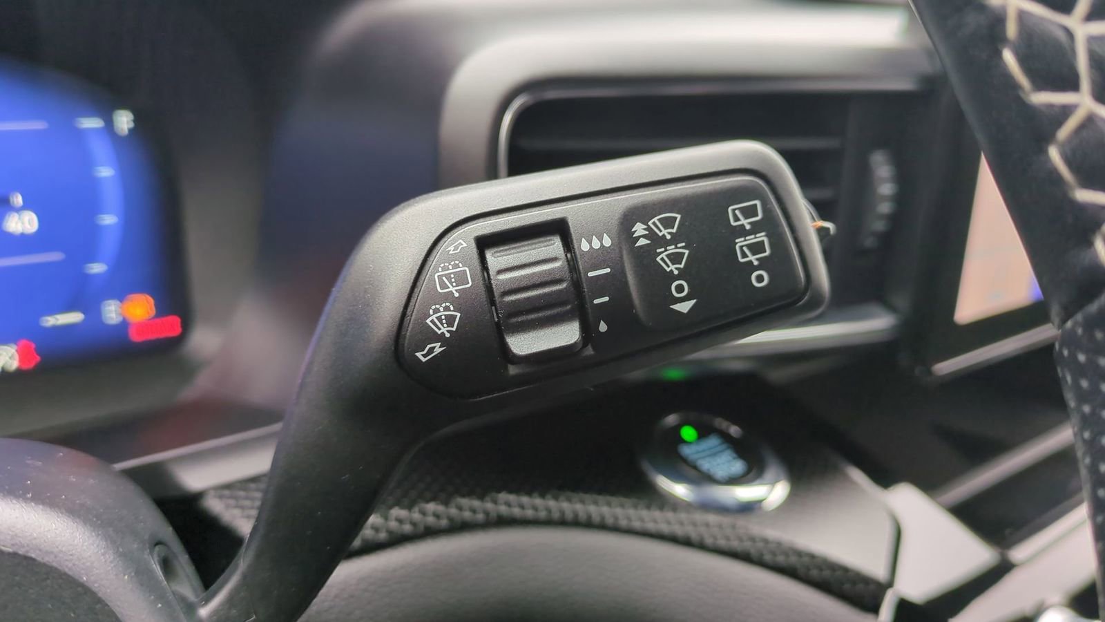 Certified 2021 Ford Explorer ST image 25