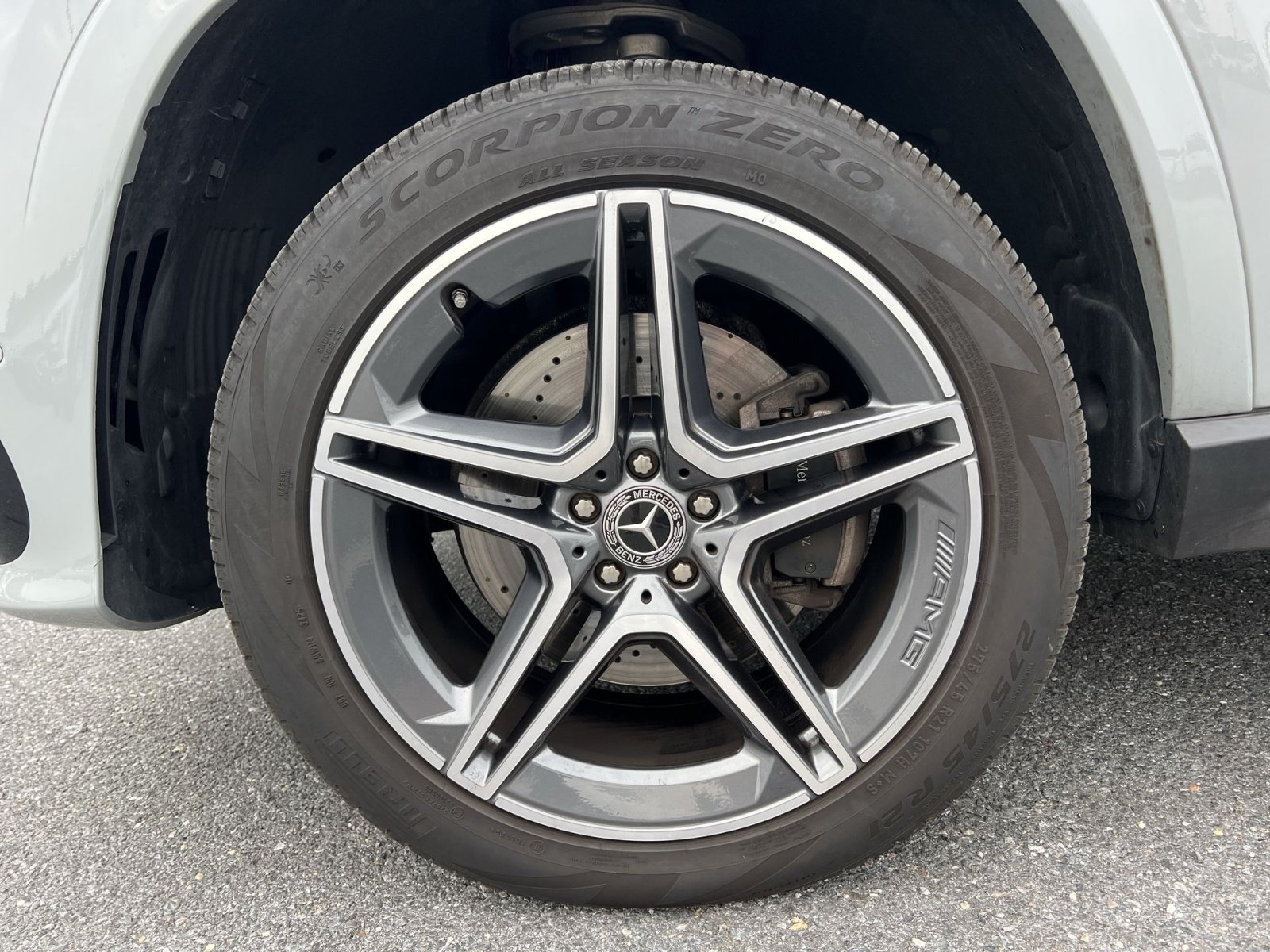 Used 2026 Mercedes-Benz GLS 450 4MATIC image 12