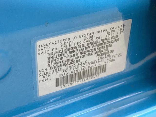 Used 2025 Nissan Versa SR FWD image 22