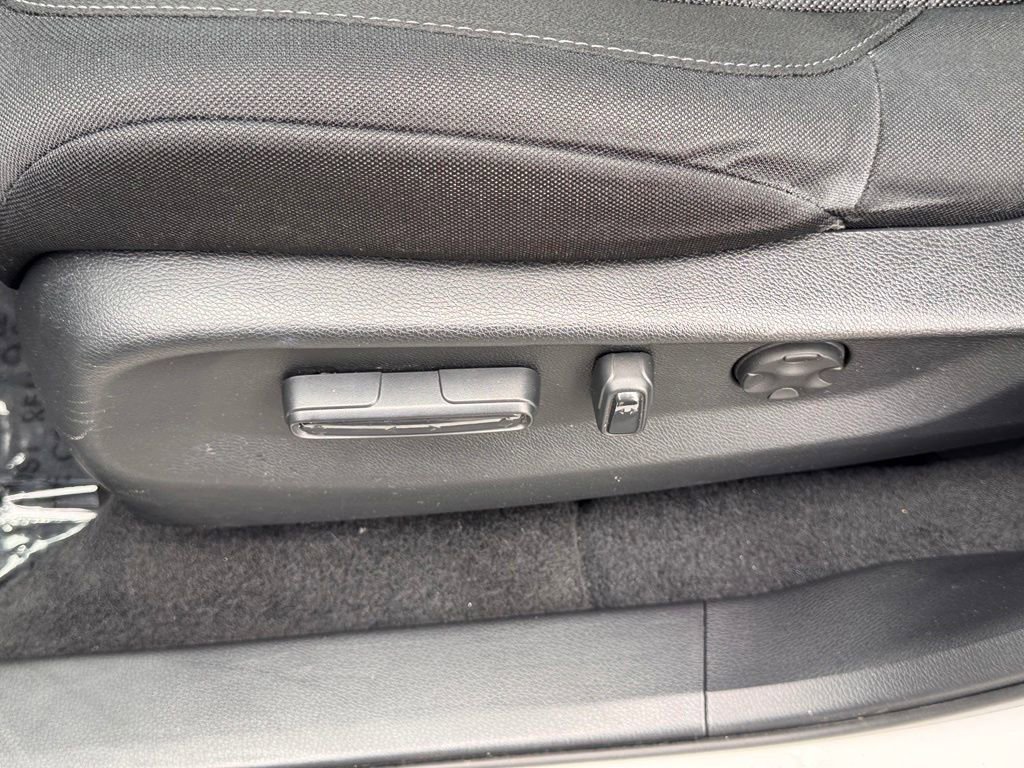 Used 2019 Honda CR-V EX image 18