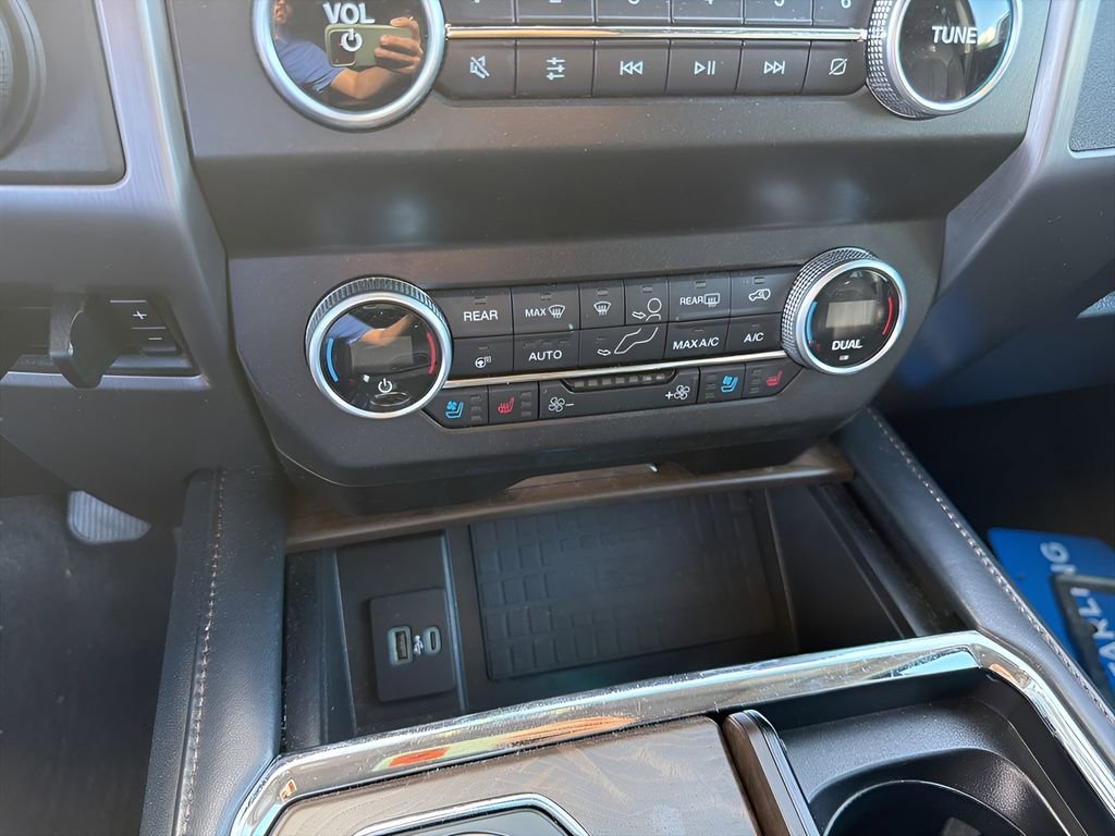 Certified 2021 Ford Expedition Max Platinum image 13