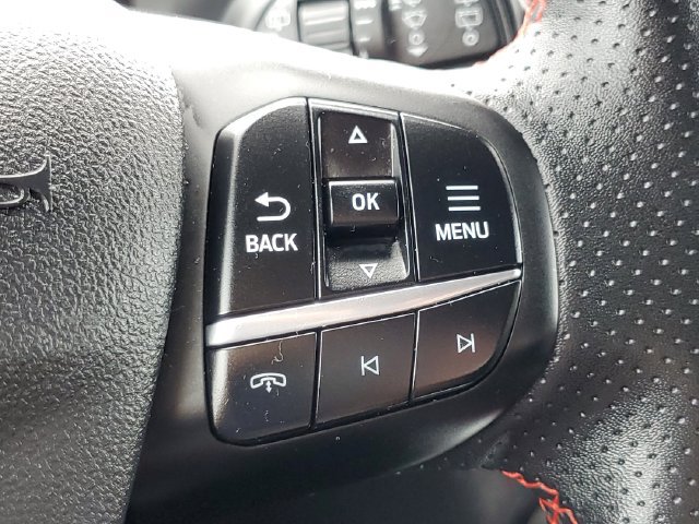 Certified 2024 Ford Escape ST-Line AWD/4WD image 18