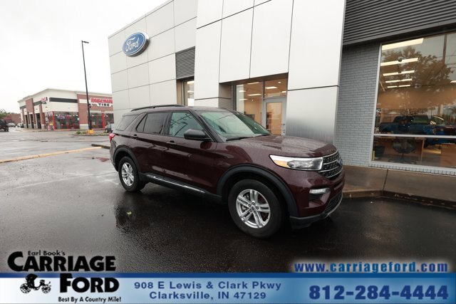 Certified 2023 Ford Explorer XLT w/ Equipment Group 202A AWD/4WD image 1