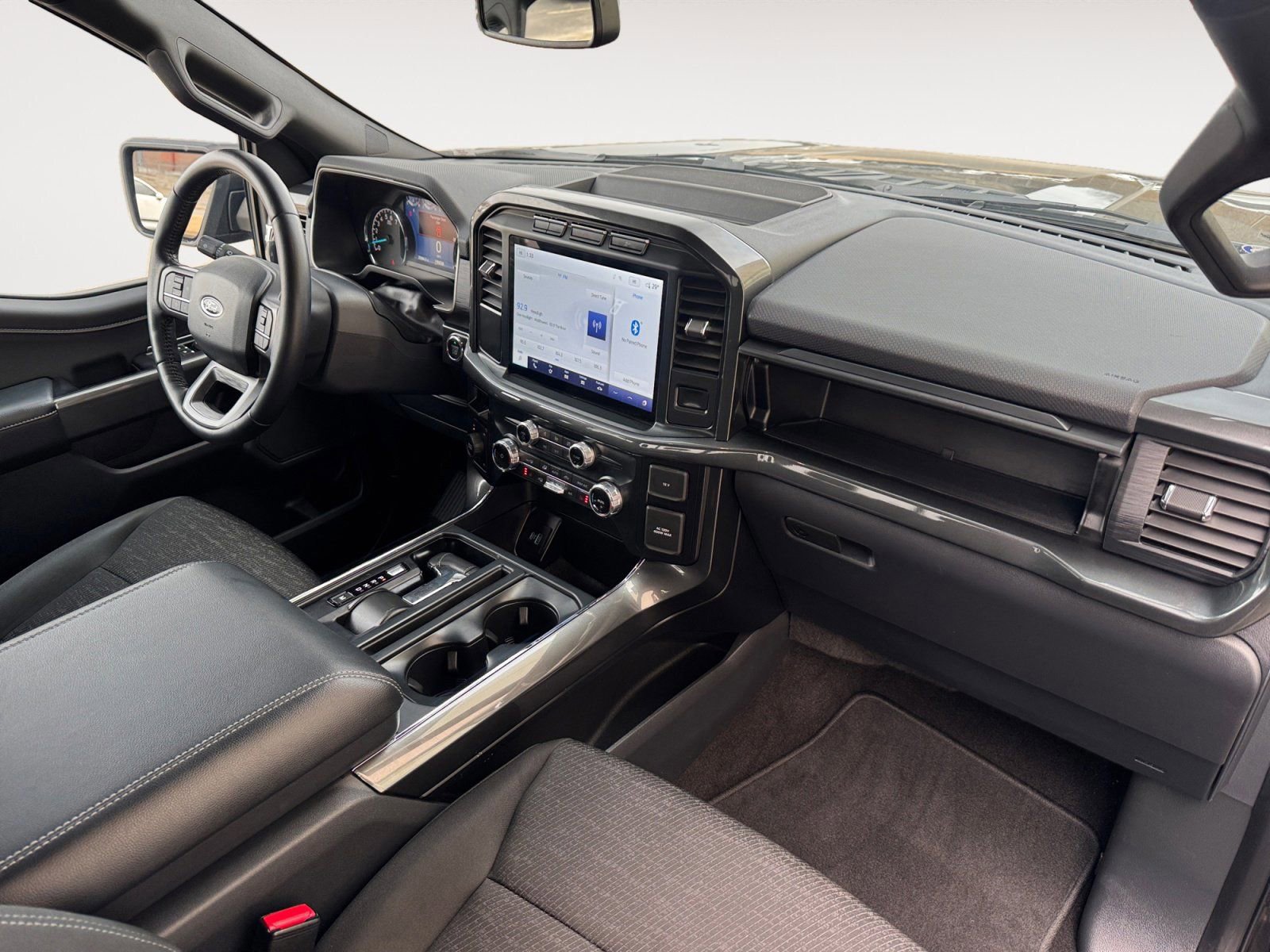 Certified 2022 Ford F150 XLT w/ Equipment Group 302A High image 15