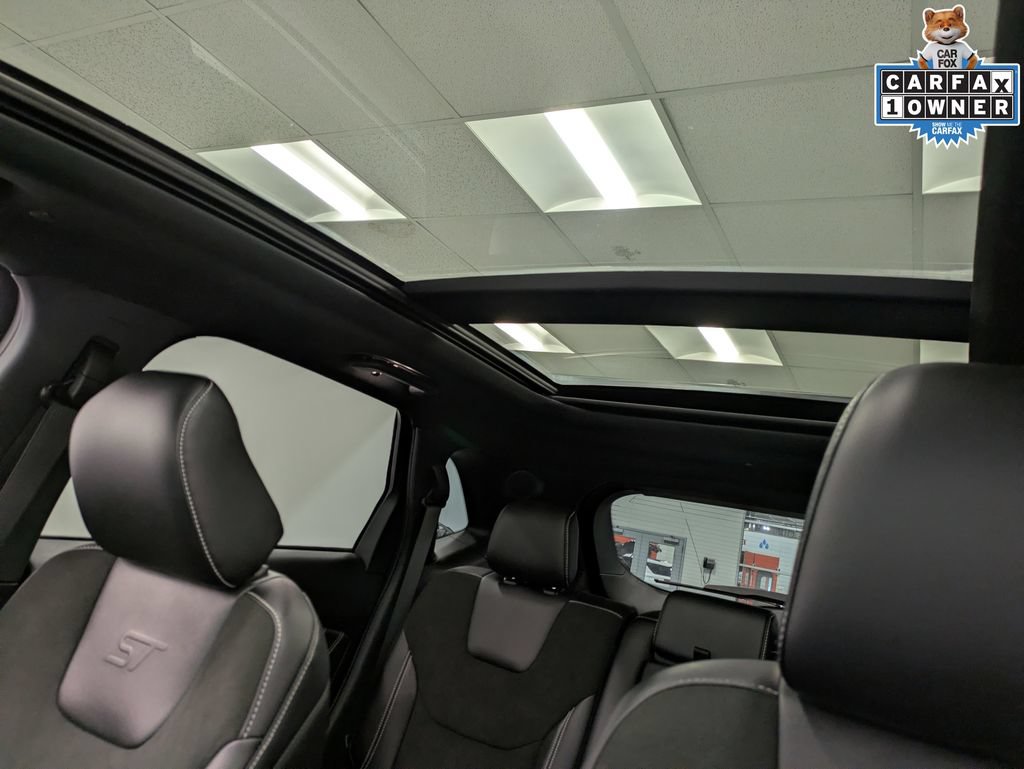 Certified 2022 Ford Edge ST w/ Equipment Group 401A AWD/4WD image 25