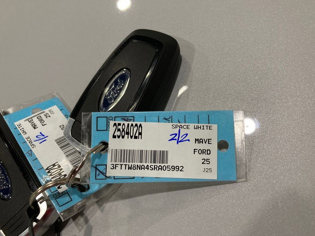 Certified 2025 Ford Maverick Tremor image 31