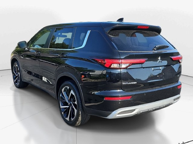 Used 2024 Mitsubishi Outlander SE FWD image 6