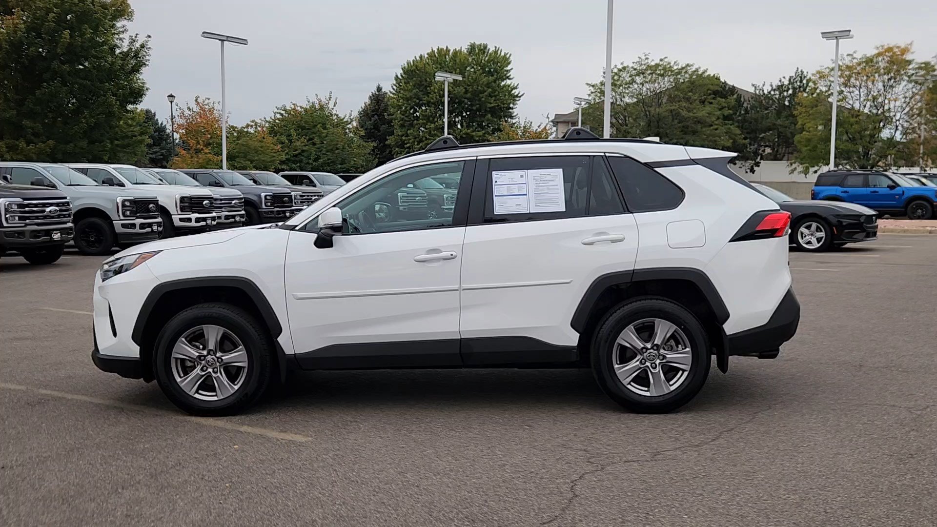 Used 2025 Toyota RAV4 XLE w/ Convenience Package AWD/4WD image 24