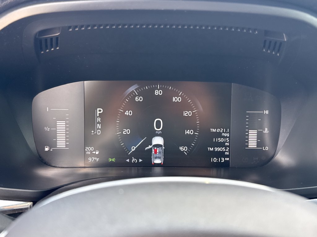 Used 2019 Volvo XC60 T5 Momentum w/ Premium Package AWD/4WD image 17