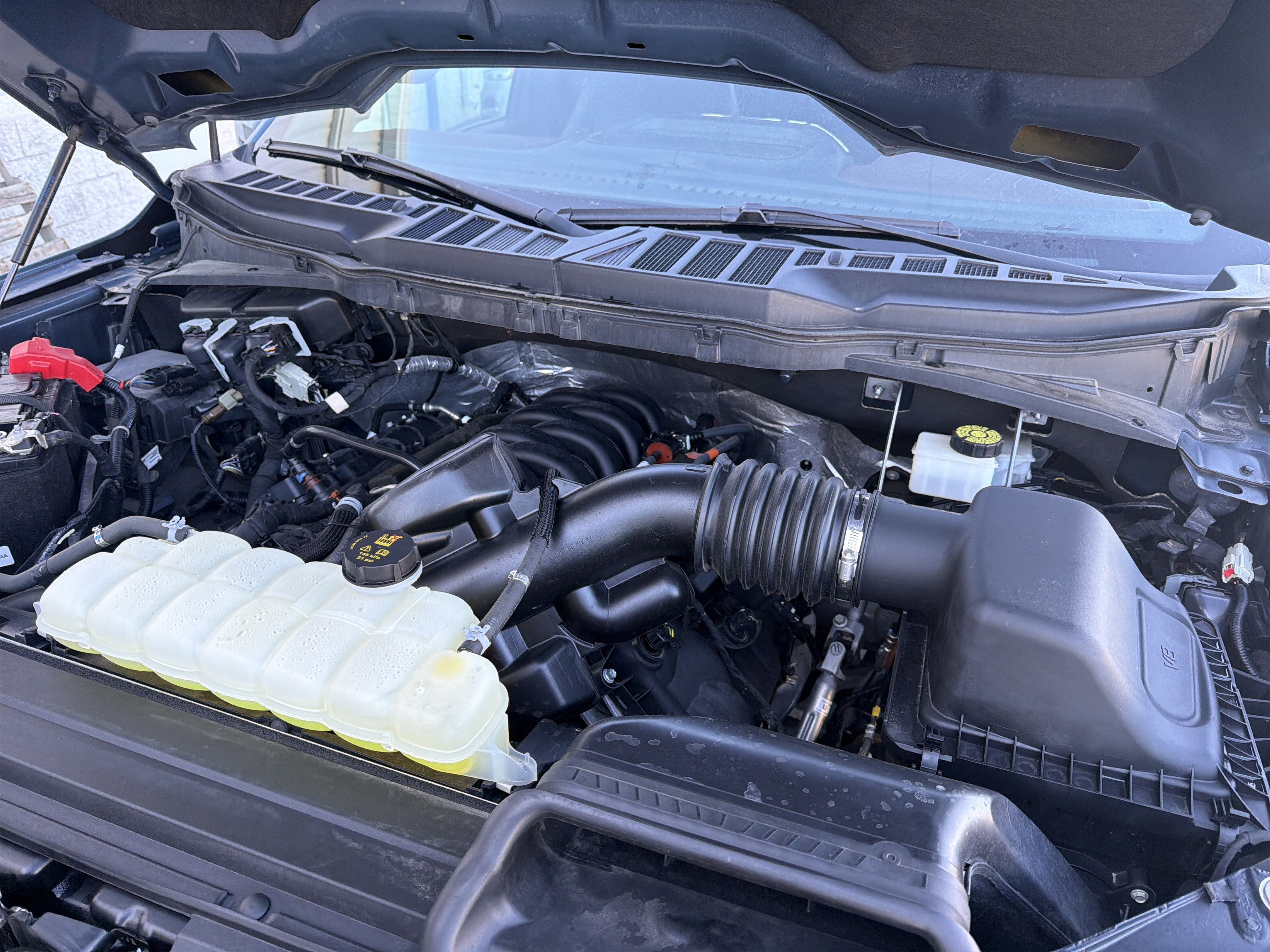 Certified 2023 Ford F150 Lariat image 57